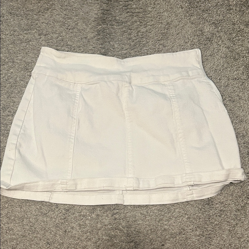 Forever 21 White Mini Skirt